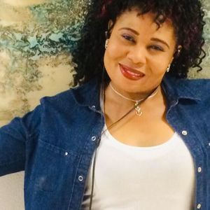 Meet your Posher, Joy